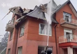 Attacchi russi su Kiev e altre città: sei morti