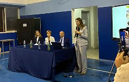 Lettieri agli studenti: non siete un numero