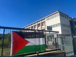 Studenti del Pitagora ripuliscono la scuola e si mobilitano per Gaza