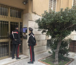 Precipita da balcone del b&b dopo lite e muore: fermato un 25enne