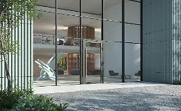 Porte in alluminio nell’architettura degli edifici per uffici contemporanei in Italia