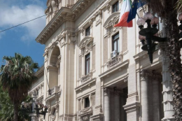 Famiglia nel bosco, ministero Istruzione: «Risulta regolare obbligo scolastico bambini»