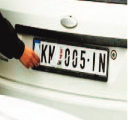 Targhe estere, a Napoli la metà di tutte le auto circolanti in Italia