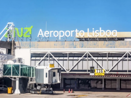 Sciopero all'aeroporto, tifosi del Napoli bloccati