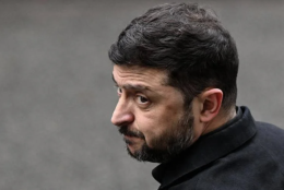 Ucraina, Zelensky a Berlino: &laquo;Kiev non chieder&agrave; di entrare in Nato se ottiene garanzie di sicurezza&raquo;