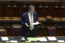 Pensioni, governo deposita nuovo emendamento: cosa cambia in Manovra