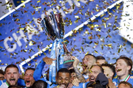 Fatevene una ragione, Antonio sa parlare solo con i successi