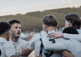 Il Napoli espugna Cremona con doppietta di Hojlund 