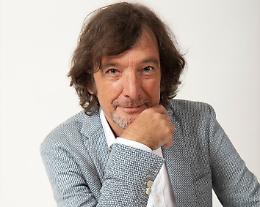 Claudio Cecchetto alla Darsena di Pozzuoli per la festa aperitivo della vigilia di Capodanno