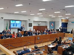 Fico presenta la sua Giunta al Consiglio regionale