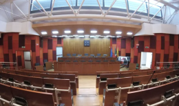 Terremoto a Palazzo San Giacomo, maggioranza spaccata sulle Municipalit&agrave;