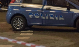 Salumiere accoltellato a morte nel suo negozio