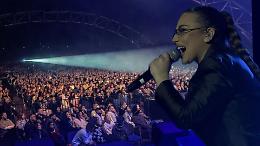 Paola Pezone, sold out e applausi al Palapartenope