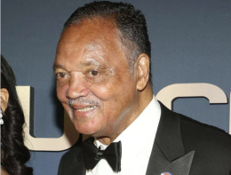 Morto il reverendo Jesse Jackson, pioniere per i diritti civili