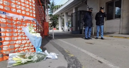 Fiori bianchi al Monaldi per il piccolo Domenico