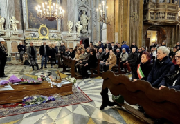 Angela Luce, l&rsquo;ultimo applauso di Napoli