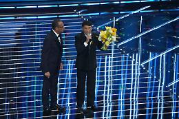 Sanremo, Napoli detta il ritmo all&rsquo;Ariston