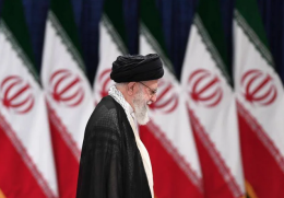 Morte Khamenei, i tre possibili successori e il ruolo di Larijani 