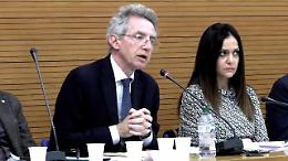 Manfredi difende piano di bonifica e Coppa America