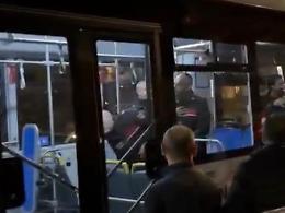 Sangue sul bus, psicopatico accoltella una passeggera