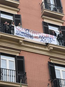 Abitanti ex motel Agip occupano consiglio comunale