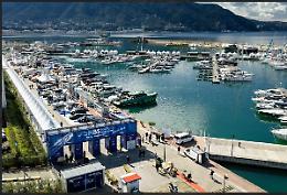 Primo salone nautico a Marina di Stabia. Tra blu carpet, salotti, profumi e sapori d'oriente