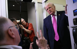 Iran, Trump: &laquo;Ottenuto un cambio di regime. A breve potrebbe esserci un accordo&raquo;