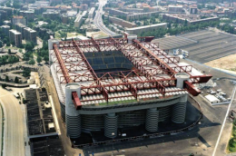 Vendita San Siro, nove indagati in inchiesta per turbativa d'asta: &laquo;Bando su misura per Inter e Milan&raquo;