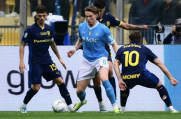 Parma-Napoli 1-1, azzurri frenati nella rincorsa all'Inter