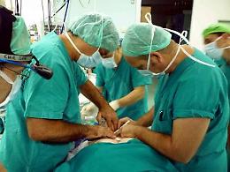 Tumore al bacino osseo, salvato 18enne