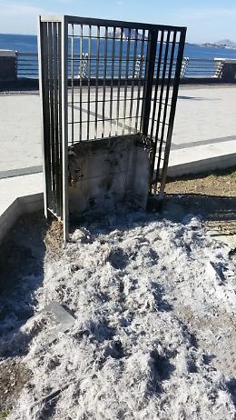 Pozzuoli, bruciata la centralina dei varchi elettronici sul lungomare