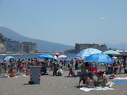 Blitz della Finanza al “Lido Mappatella”