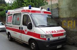 Accendono una sigaretta nell'auto a Gpl: scoppia un incendio 