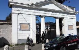 Castellammare: spararono a rivali in affari, arrestati due fratelli