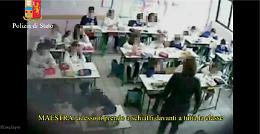 Botte e insulti ai bimbi, arrestata maestra