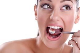 Dentista sociale. L'Università Federico II apre uno studio dentistico per i poveri