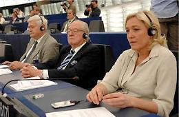 Jean-Marie <br>Le Pen rinuncia <br>alla candidatura