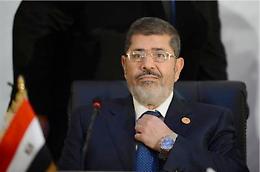 Egitto, l'ex presidente Morsi condannato <br>a morte