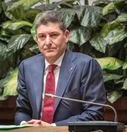 Fine d’anno nella Questura di Napoli per il capo Pisani