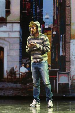 Il Principe Abusivo torna a teatro: ecco le date del tour
