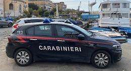 Aggredisce ex moglie e nuovo compagno: arrestato