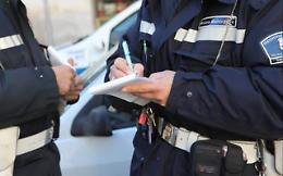 Agenti della Municipale aggrediti per una multa, due arresti