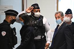 Sarkozy condannato a 3 anni per corruzione e traffico d'influenze