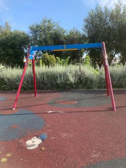 Disabili, appello al sindaco Afragola: ripristina le giostrine