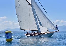 Vele d'Epoca a Napoli 2018: vincono Kelpie e Sagittarius