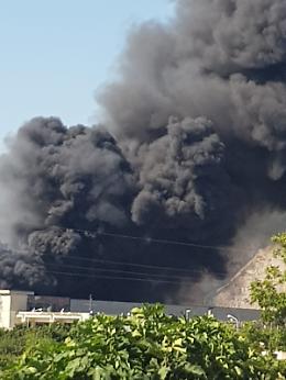 Maxi-incendo, Russo: subito un’audizione in Commissione Sanità con Asl e Arpac 
