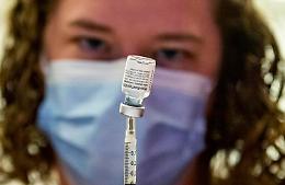 Covid, via libera Ema a vaccini aggiornati a Omicron