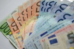 Contanti 2022, limite prelievo e pagamento da 1 gennaio: regole e multe