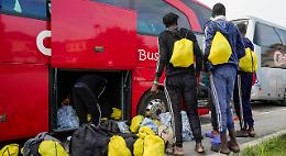 Migranti da tutta Italia nel Casertano per i documenti falsi
