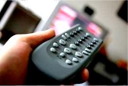 Il Vaticano accusa la Rai: «Tv fuori controllo con l'alibi dello share»